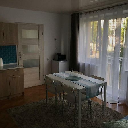 Apartament Na Gdynskiej Apartment Gdansk Bagian luar foto