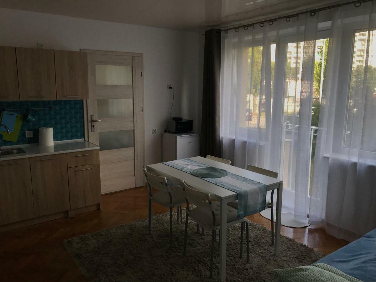 Apartament Na Gdynskiej Apartment Gdansk Bagian luar foto